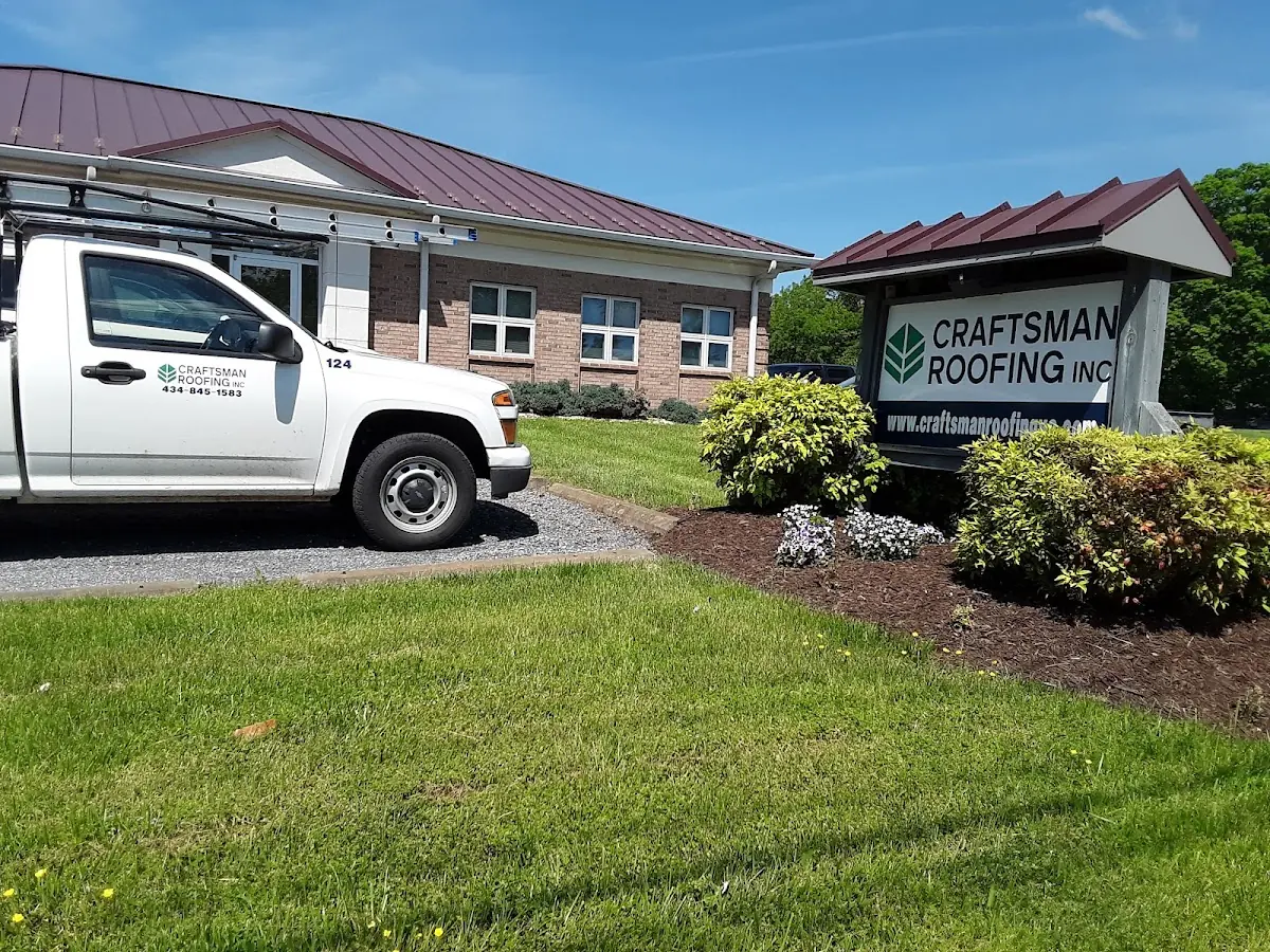 Quality Roof Replacement by experienced craftsmen in Warren